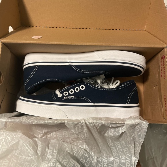 Vans Navy Shoes - Picture 5 of 5